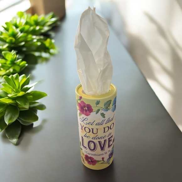 Car Tissue Cylinder with Floral Inspirational Design has 50 3ply facial tissues - Picture 4 of 16